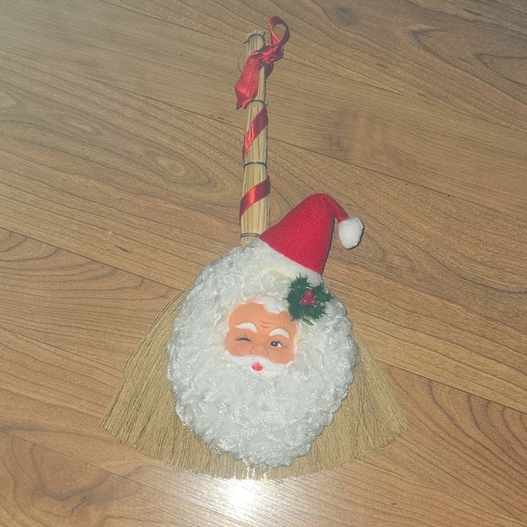 Vintage Santa Broom - Picture 1 of 2